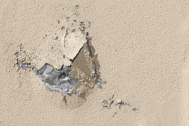 Ravalement de façade à La Loupe : techniques et conseils pratiques