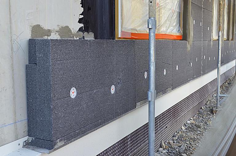 Faut-il un enduit isolant pour les murs extérieurs à Mainvilliers ?